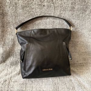 Michael Kors Large Evie Hobo